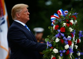 Donaldas Trumpas pagerbė gyvybę už šalį atidavusių karių atminimą