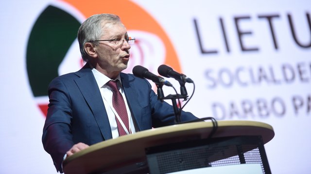 Laidoje „Lietuva tiesiogiai“ – Socialdemokratų darbo partijos pirmininkas Gediminas Kirkilas