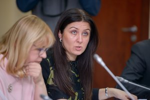 VRK narė ir buvęs žemės ūkio ministro patarėjas laiku nedeklaravo interesų