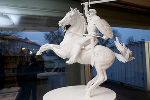 Kaune pradedami Vyčio skulptūros statybos darbai