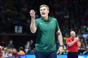 Dainius Adomaitis apie rinktinės sudėtį: „Kodėl nėra D. Motiejūno? Mes norime D. Sabonio“