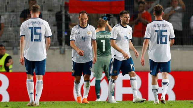 Rusijos futbolo rinktinę po eilinės nesėkmės užgriuvo kritikos lavina