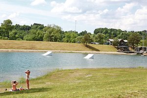 Į Kulautuvą – laivu, dviračiu, o gal net pėsčiomis: čia yra ką veikti