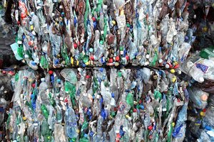 Svarbu žinoti: plastiko gaminių draudimas suduos kiekvieno kišenei