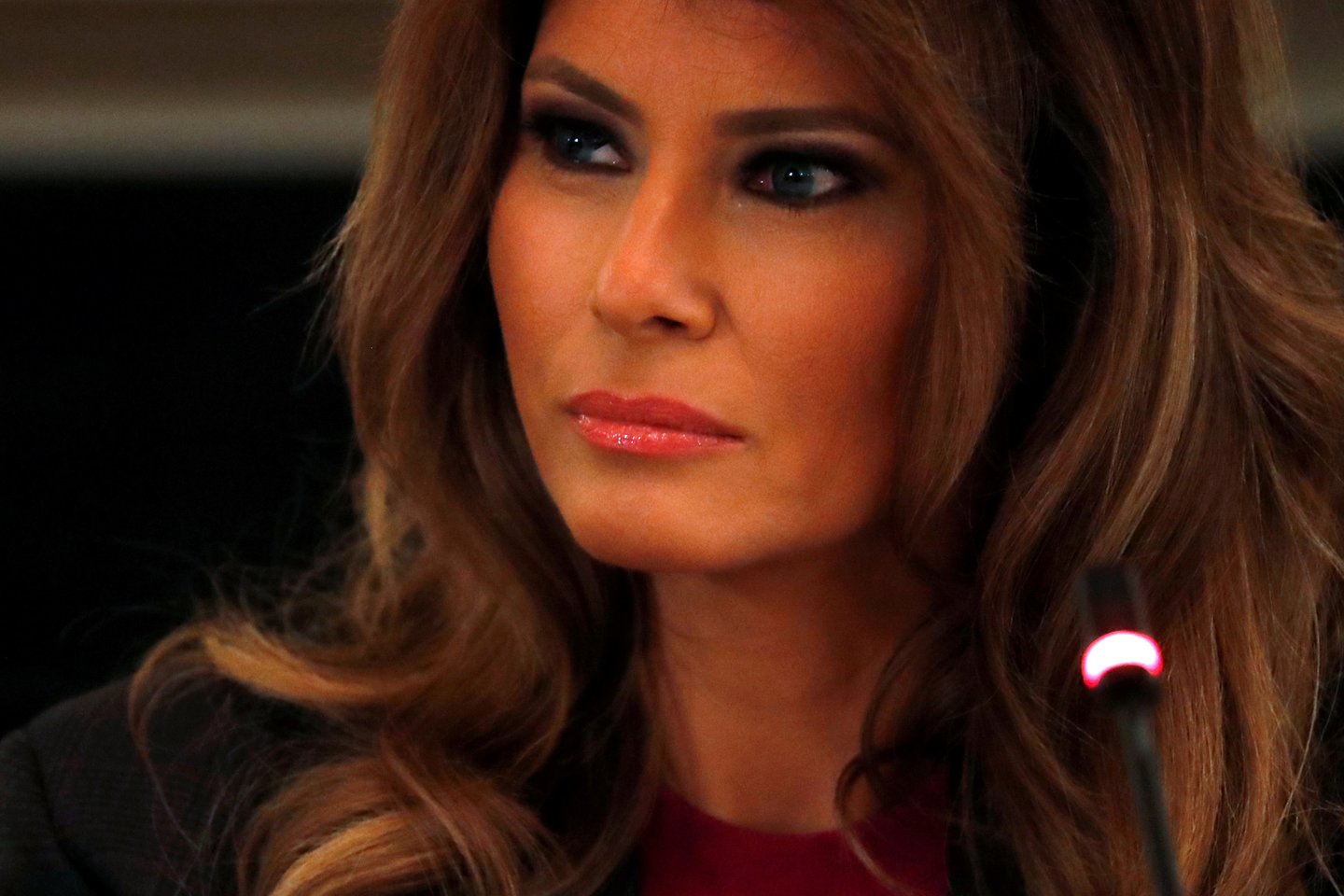 Gegužės mėnesį M. Trump gulėjo ligoninėje, jai buvo atlikta embolizacijos procedūra dėl inksto gerybinio darinio.
