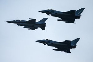 Taivanas ieško dingusio naikintuvo F-16