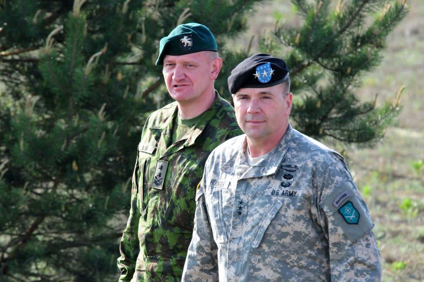 NATO sąjungininkų Sausumos pajėgų vadas generolas Benas Hodgesas.