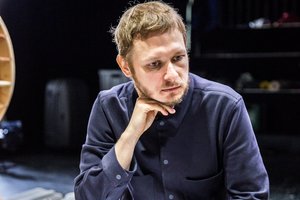 Aštuonių Lietuvos menininkų albumas kelia neįprastus pojūčius