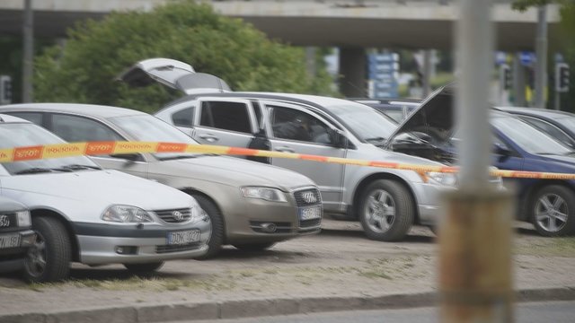 Sujudimas Vilniuje: gautas pranešimas apie sprogmenis automobiliuose