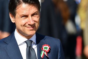 Italijos premjeras reikalauja „privalomo“ migrantų paskirstymo Europos Sąjungoje