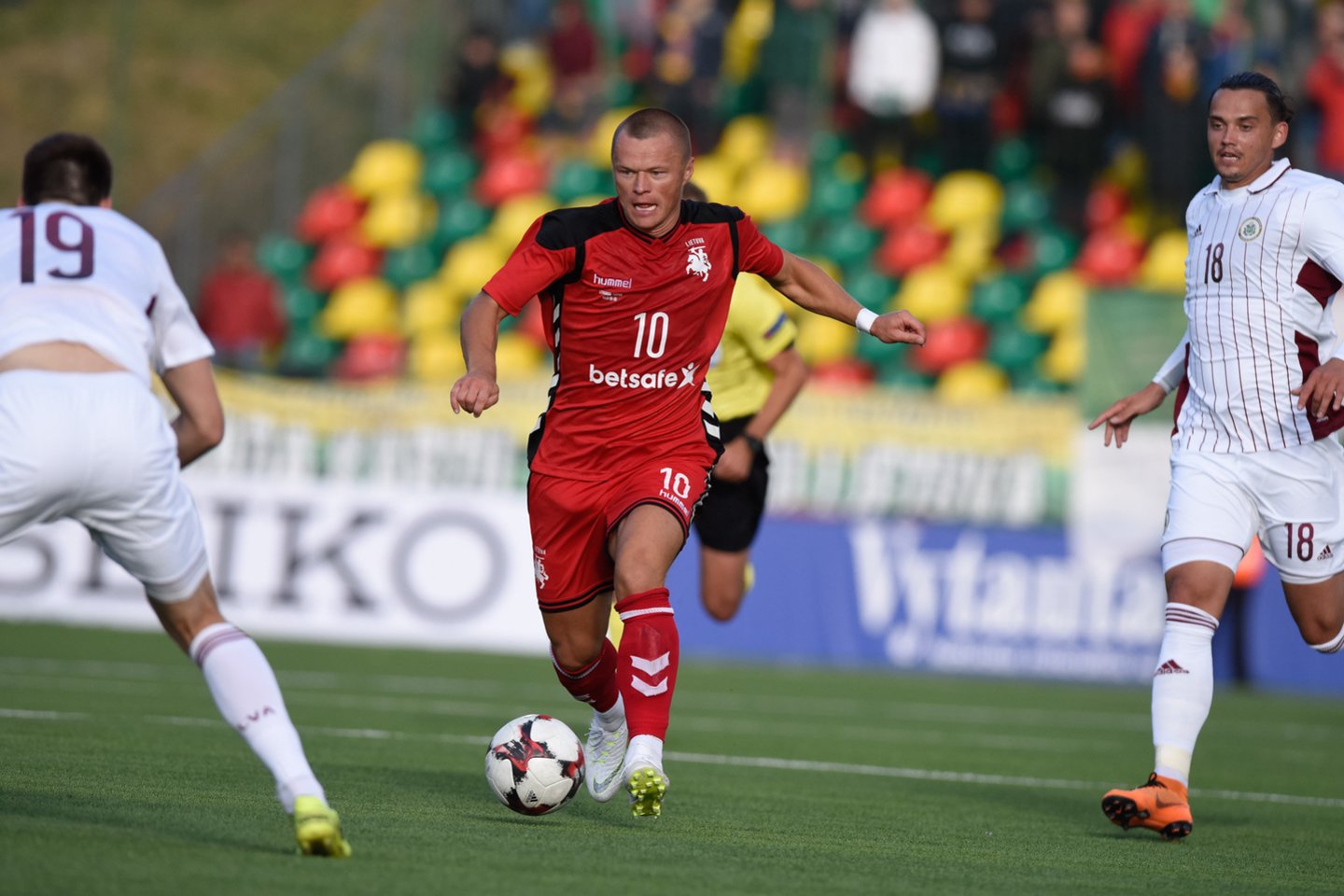  Lietuvos futbolo rinktinė Baltijos taurėje liko paskutinė.<br> D.Umbraso nuotr.
