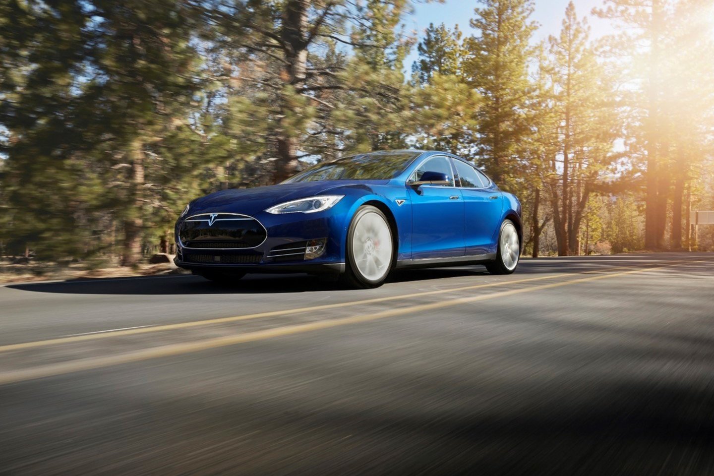 Elonas Muskas tvirtino, kad sunkiausi „Tesla" laikai jau praėjo.<br>Gamintojo nuotr.