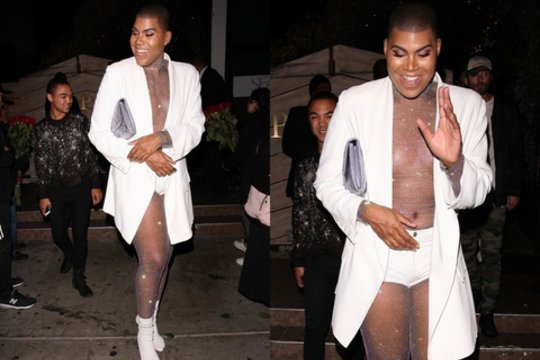 NBA legendos Earvino Johnsono jaunesniojo sūnus stebina neįprasta išvaizda 