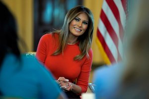 Melania Trump po operacijos jaučiasi labai gerai