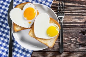 Atskleidė tiesą apie kiaušinius: ką apie juos sako trynio spalva