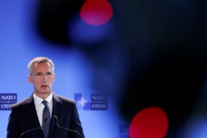 NATO gynybos ministrų susitikime svarstomas Rusijos atgrasymas ir ginčai Aljanso viduje