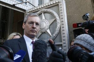 Po incidento Solsberyje Londonui teko peržiūrėti santykius su Maskva, sako JK ambasadorius 