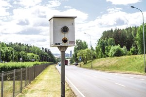 Veikia ar neveikia? Greičio matuokliai Vilniuje apgauna daugybę vairuotojų