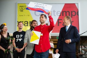 Geriausias „ArtVilnius‘18“ jaunasis menininkas vaizdus instaliacijai kaupė visus metus