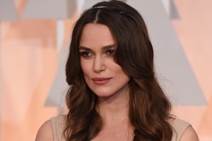 Keira Knightley  sulaukė Britanijos karalienės apdovanojimo
