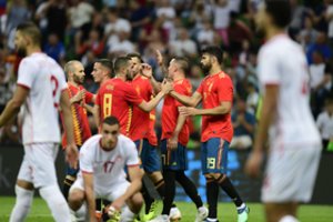 Draugiškuose mačuose Ispanija įveikė tunisiečius, o Prancūzija sužaidė lygiosiomis su JAV
