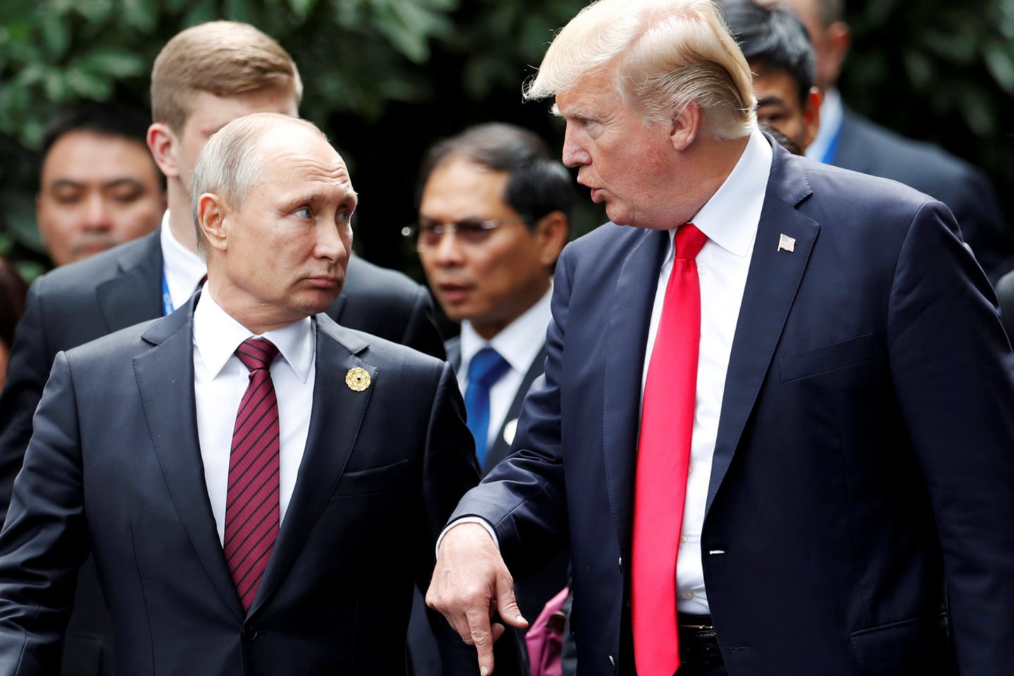 V.Putinas sveikina D.Trumpo ir Kim Jong-uno susitikimą. <br>Reuters/Scanpix nuotr.