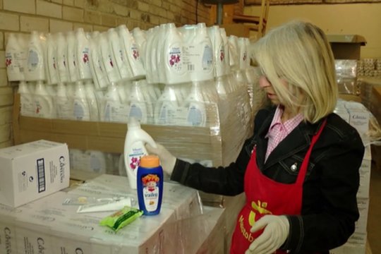 Užsimota ne tik pamaitinti, bet ir išprausti vargstančius gyventojus