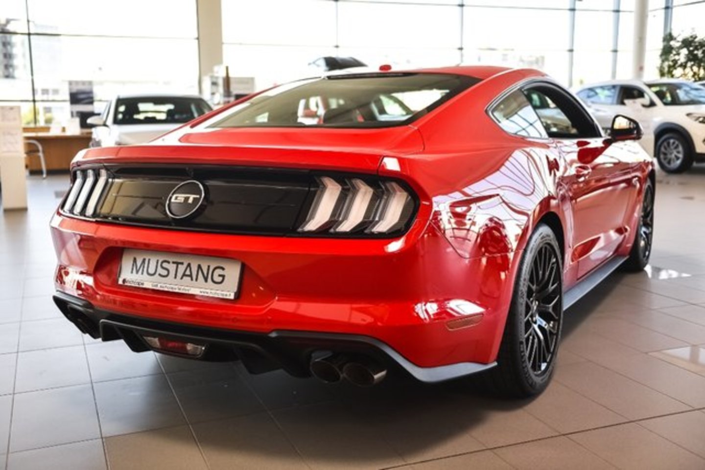  Atnaujintam „Ford Mustang“ modeliui siūloma 10 laipsnių automatinė transmisija.<br>Vytauto Pilkausko nuotr.