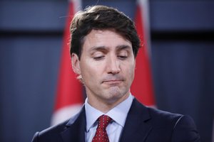 D. Trumpo patarėjas atsiprašė už „netinkamus“ komentarus apie J. Trudeau