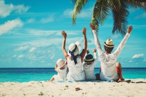 Priminė apie atostogų tvarką: atvejai, kada galima gauti ilgesnes atostogas