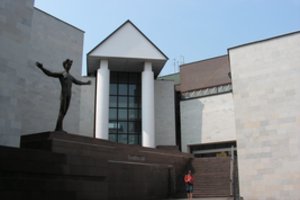 Šeštadienį M. Žilinsko galerijos kieme – elektroninės muzikos piknikas