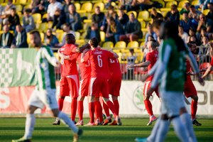 A lygoje „Sūduva“ sudaužė „Palangą“, o „Žalgiris“ – krito