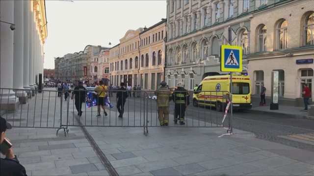 Maskvoje automobilis rėžėsi į sirgalių būrį, sužeisti 8 žmonės