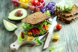 Štai ką reikia valgyti prieš treniruotę – ir jėgų pakaks, ir lieknėti netrukdys