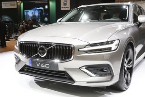 „Volvo“ pažadėjo – naujuose automobiliuose bus ir kai kas seno