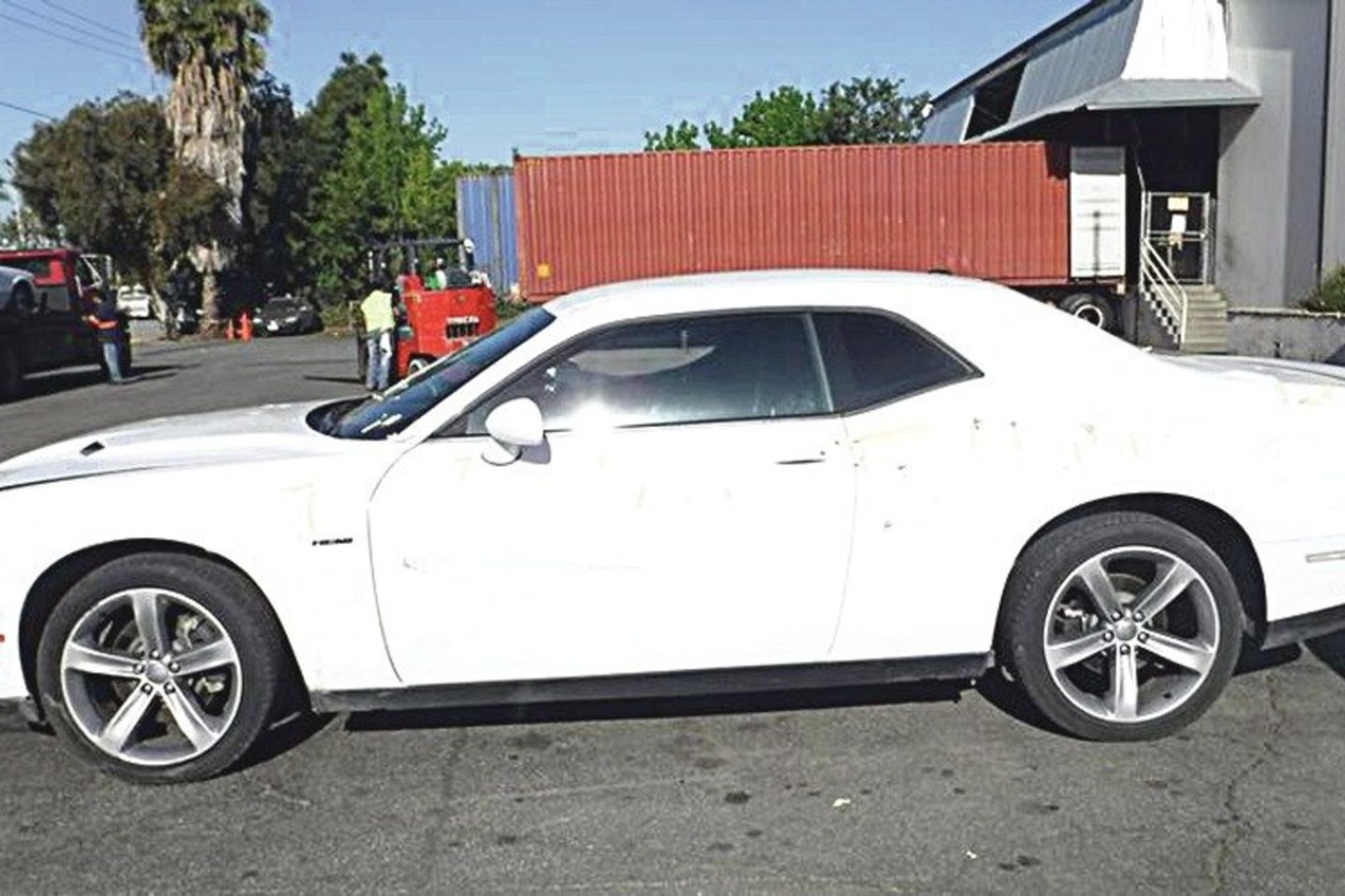 Šis 2016 m. pagamintas „Dodge Challenger“ Lietuvoje buvo pripažintas atlieka.