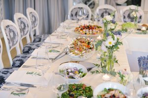 Jaunųjų galvos skausmas: kur per vestuves pasodinti išsiskyrusius tėvus?