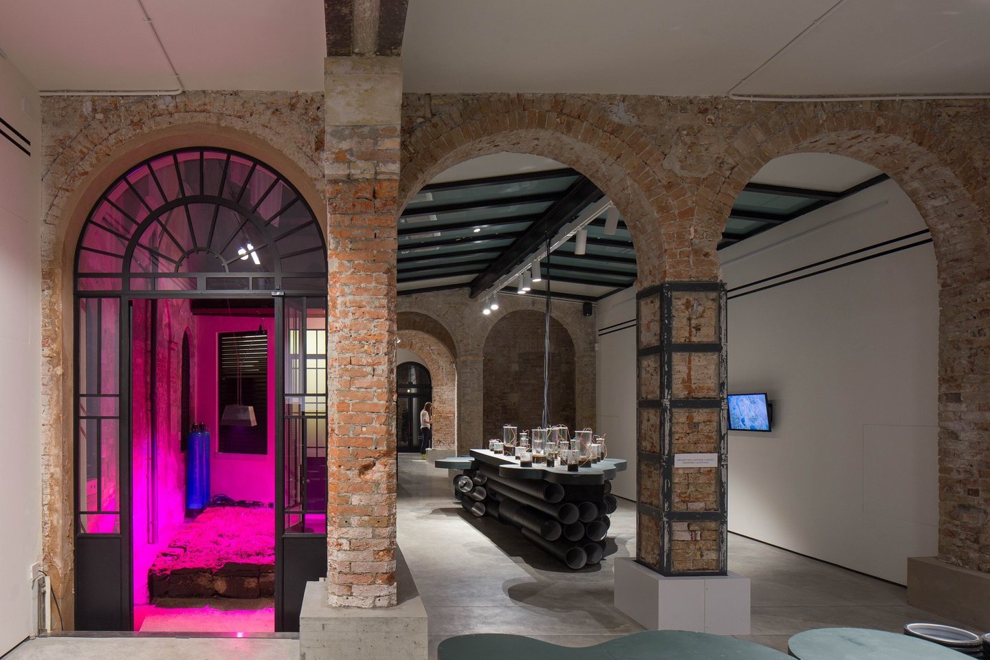  Venecijos bienalėje Lietuva įrengė Pelkių paviljoną.