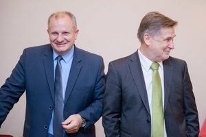 Piketą prie I. Mikeliono namų surengę V. Vasiliauskas ir K. Komskis išgirdo nuosprendį