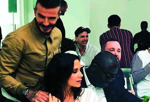 Victoria Beckham iškrėtė kiaulystę grupei „Spice Girls“