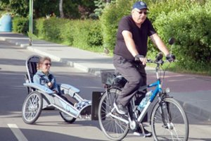 Sunkią negalią turinti palangiškė mėgaujasi judėjimo laisve 