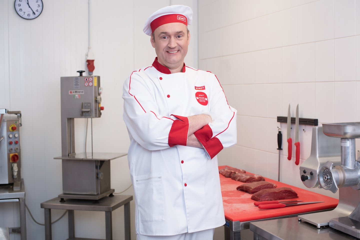  „Rimi“ mėsos technologas Vidas Nadzeika patarė marinuojant mėsą nebijoti paeksperimentuoti. 
