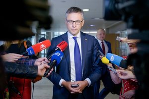 V. Bakas sako, kad trauksis iš frakcijos, jei valstiečiai imsis „beprasmiško tyrimo“