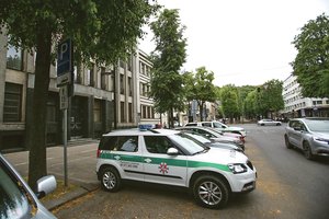 Akyli kauniečiai pastebėjo: pareigūnai nepažįsta ženklų