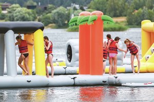 Pasitaškykite Kaune – maudyklos stebina pramogų gausa