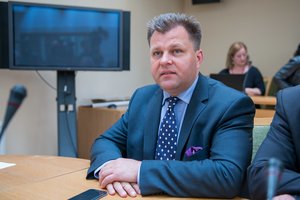 Su konservatoriais atsisveikinantis M. Adomėnas negailėjo karčių žodžių