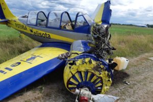 Aleksoto aerodrome sudužo lėktuvas JAK-52, ligoninėje – žinoma pilotė