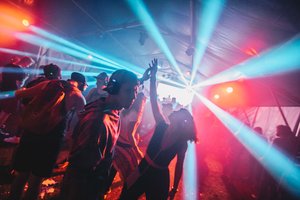 Paaiškėjo, kokie atlikėjai šiemet pasirodys muzikos festivalyje „Galapagai“