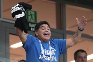 Darys tvarką: D. Maradona panoro susitikti su Argentinos futbolininkais