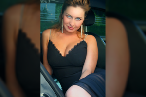 Didžiulė sesers iškirptė kaitina kraują ne tik vyrui